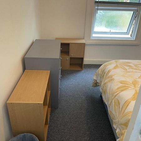 Lovely Room In Tottenham Лондон Екстер'єр фото